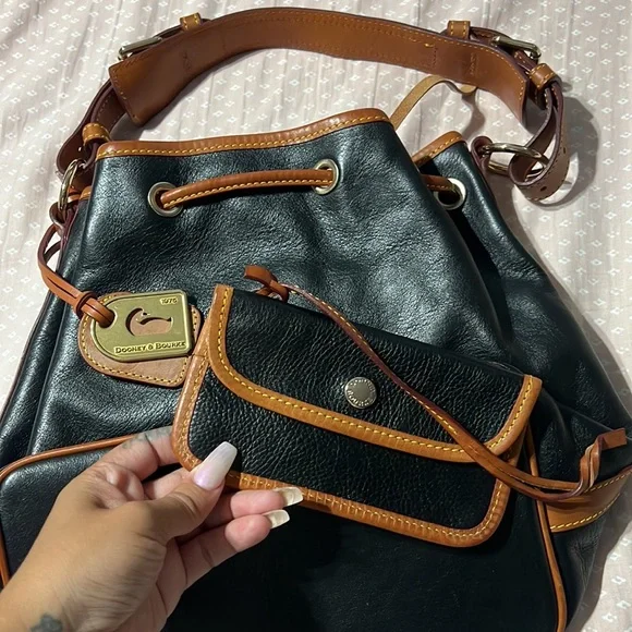 Dooney & bourke - Picture 6 of 6
